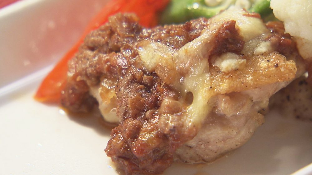 南部鶏をソテーして