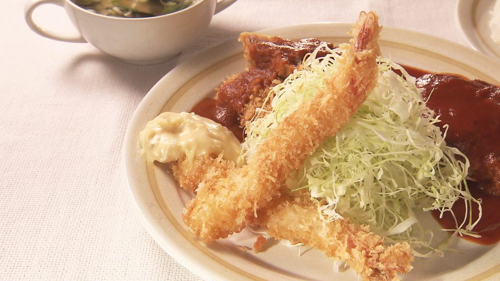 おおきなエビフライも