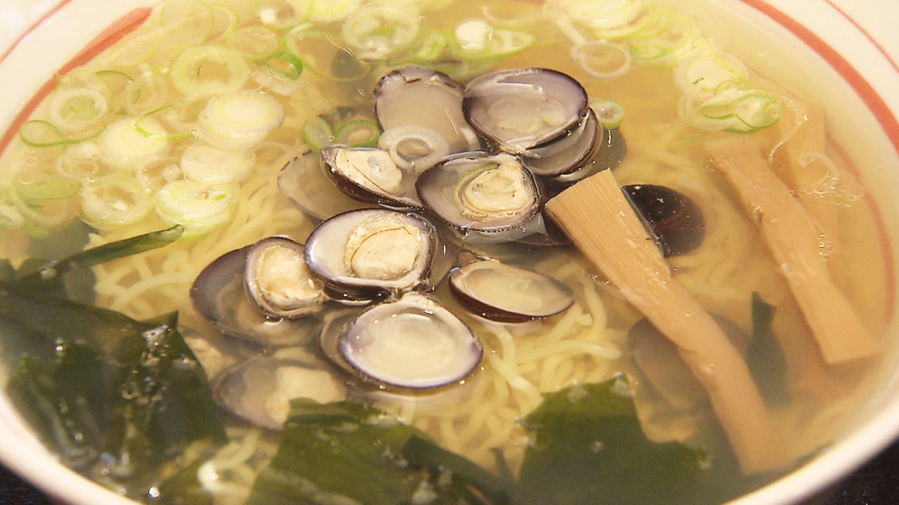 十三湖産のヤマトシジミをたっぷり！「しじみらーめん」