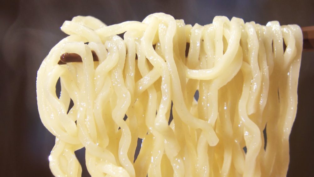 もちもち食感の細麺