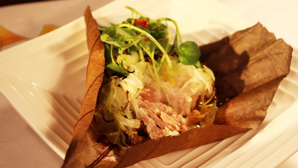 丁寧に煮込んだ豚バラを