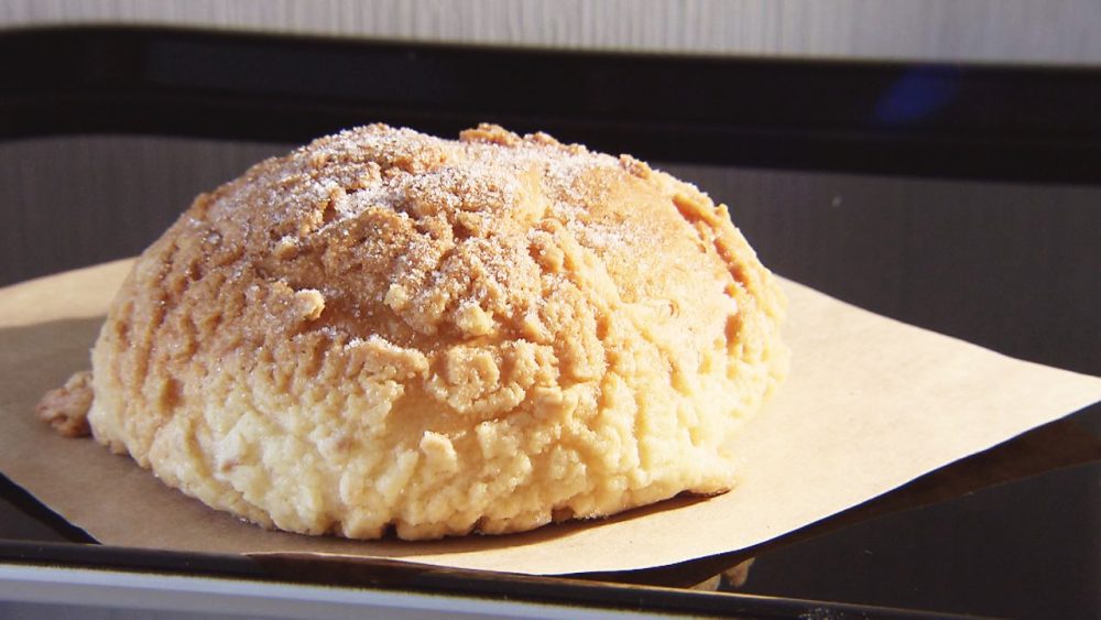 売り切れ必至！人気店の食パン＆メロンパン