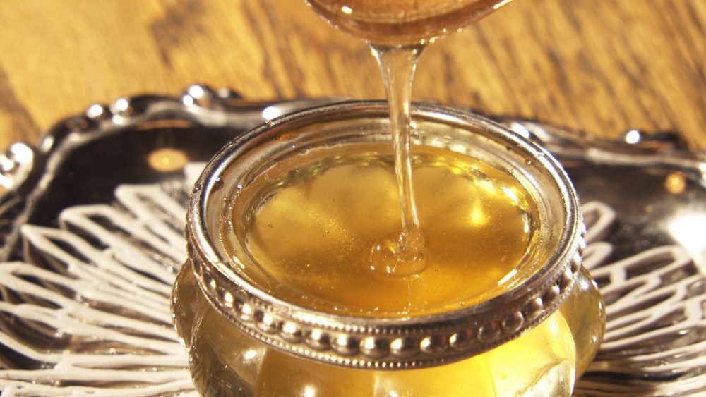 県産りんごの花のはちみつと