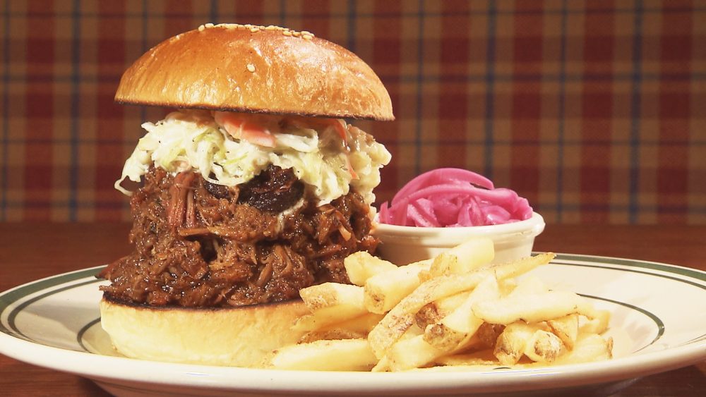 ほろほろの豚肩ロースを