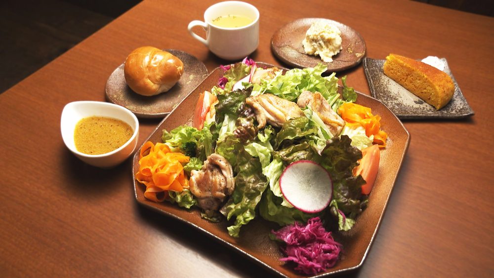 ジューシーチキンサラダランチ