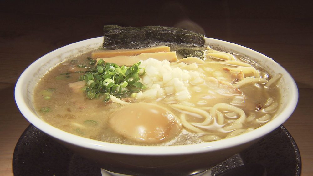 一番人気「深煮干醤油」