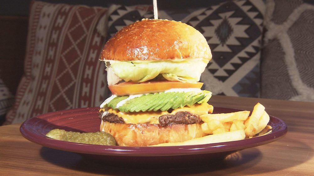 アボカドバーガー