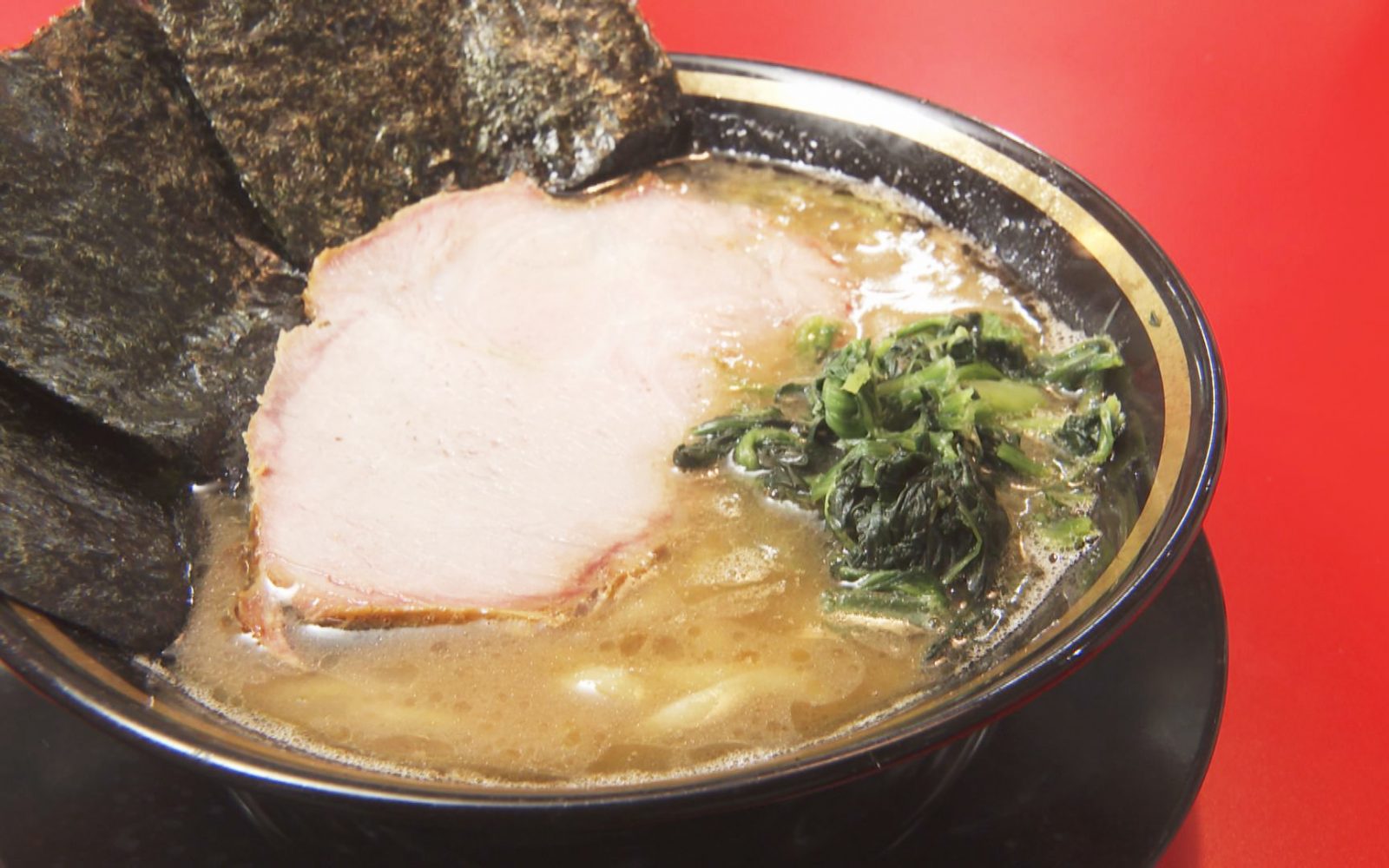 名店直伝の味！濃厚スープがたまらない家系ラーメン