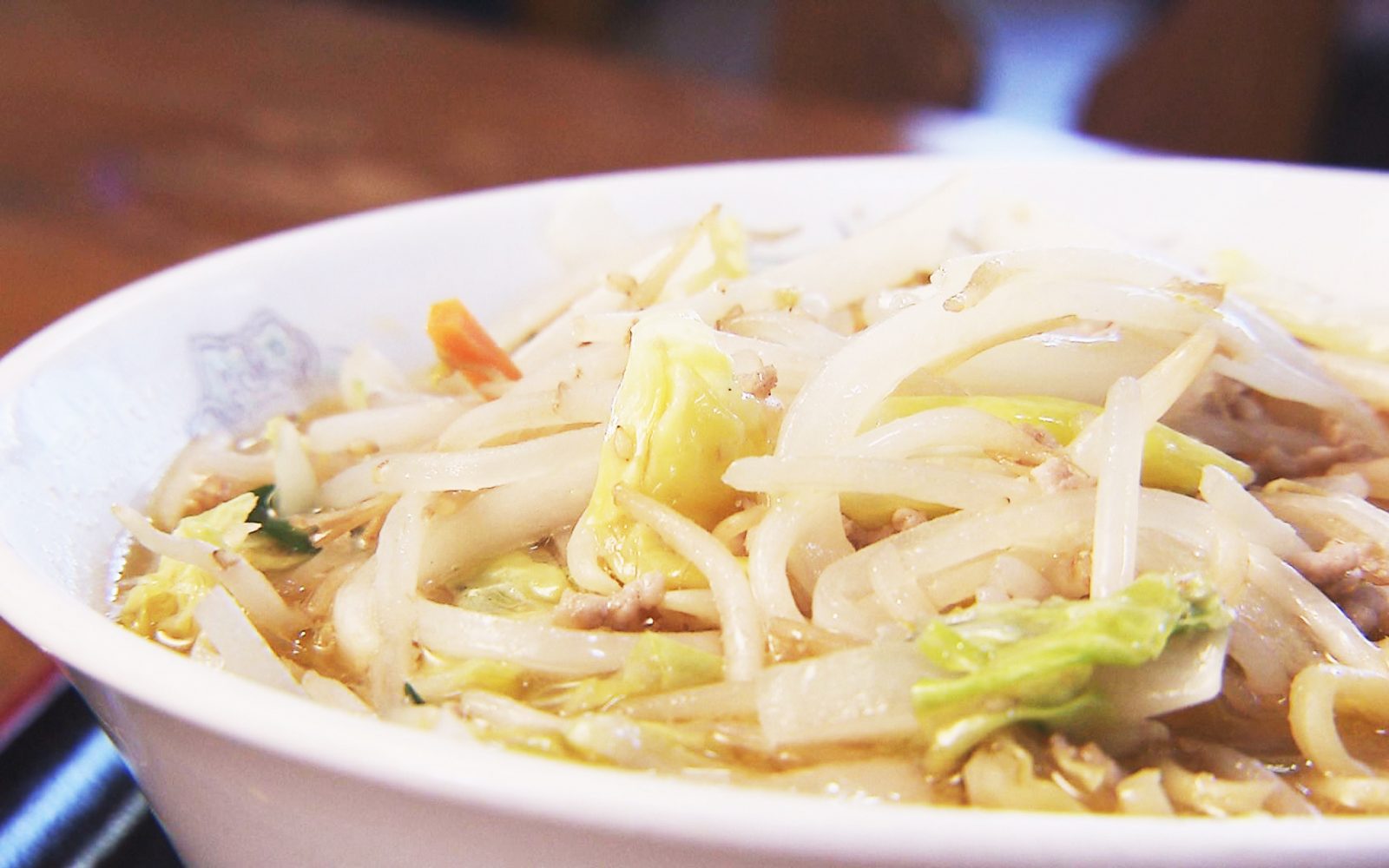 濃厚スープにつるつる麺！一番人気「みそラーメン」
