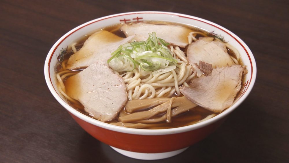 醤油らーめん（大）