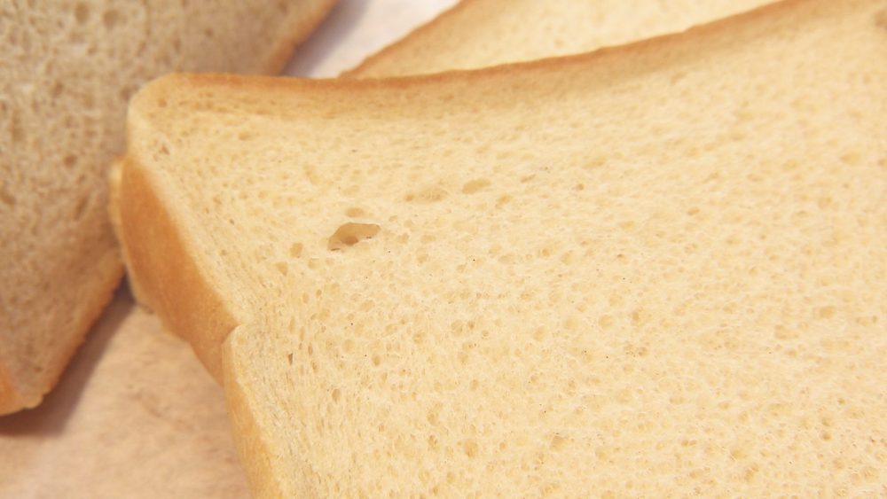 厳選した国内産小麦を使用