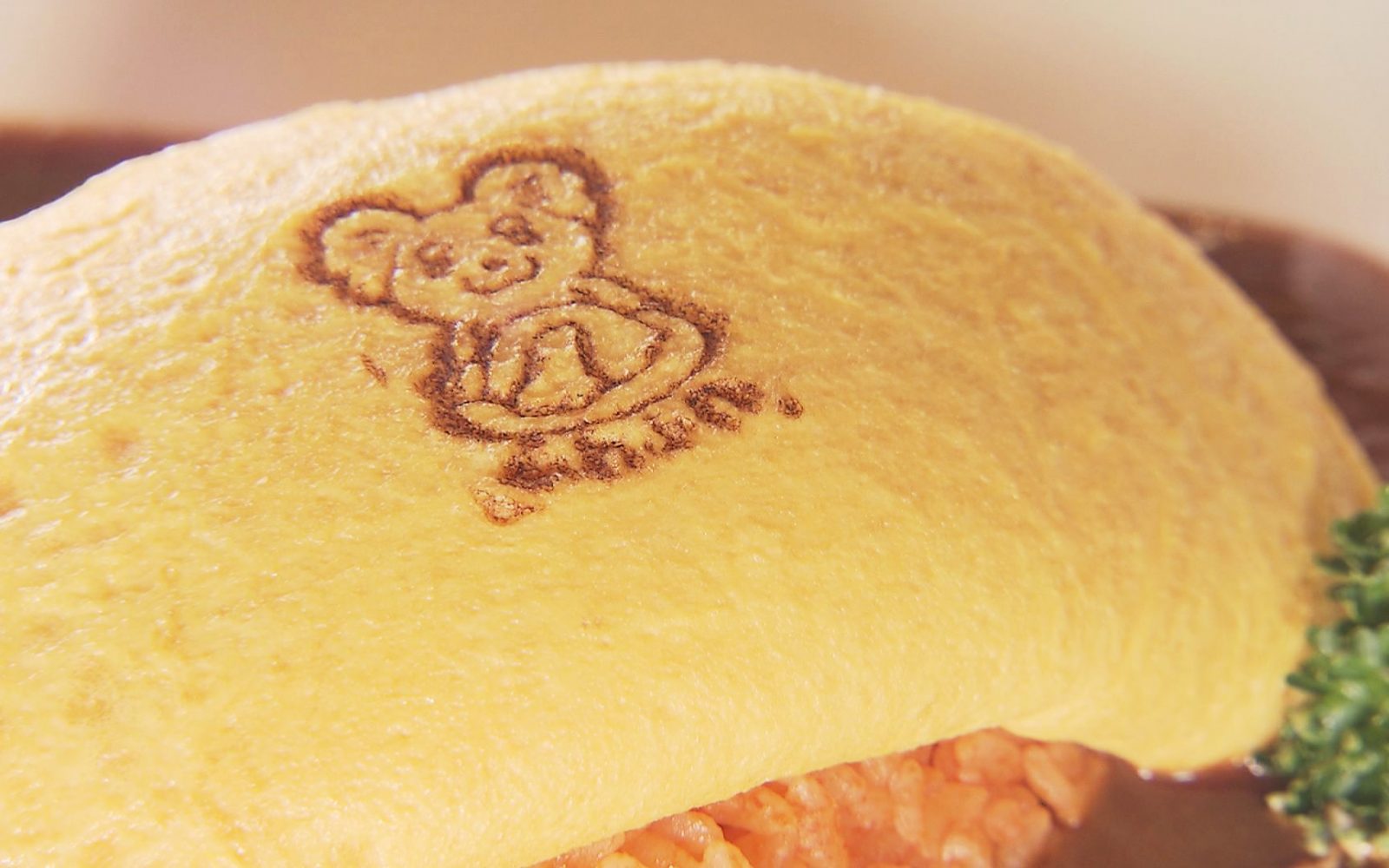 自家製デミグラスソースのふわとろオムライス