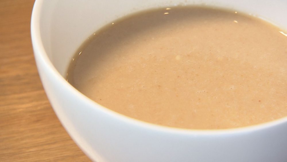 丁寧につくられた「芝麻醤」