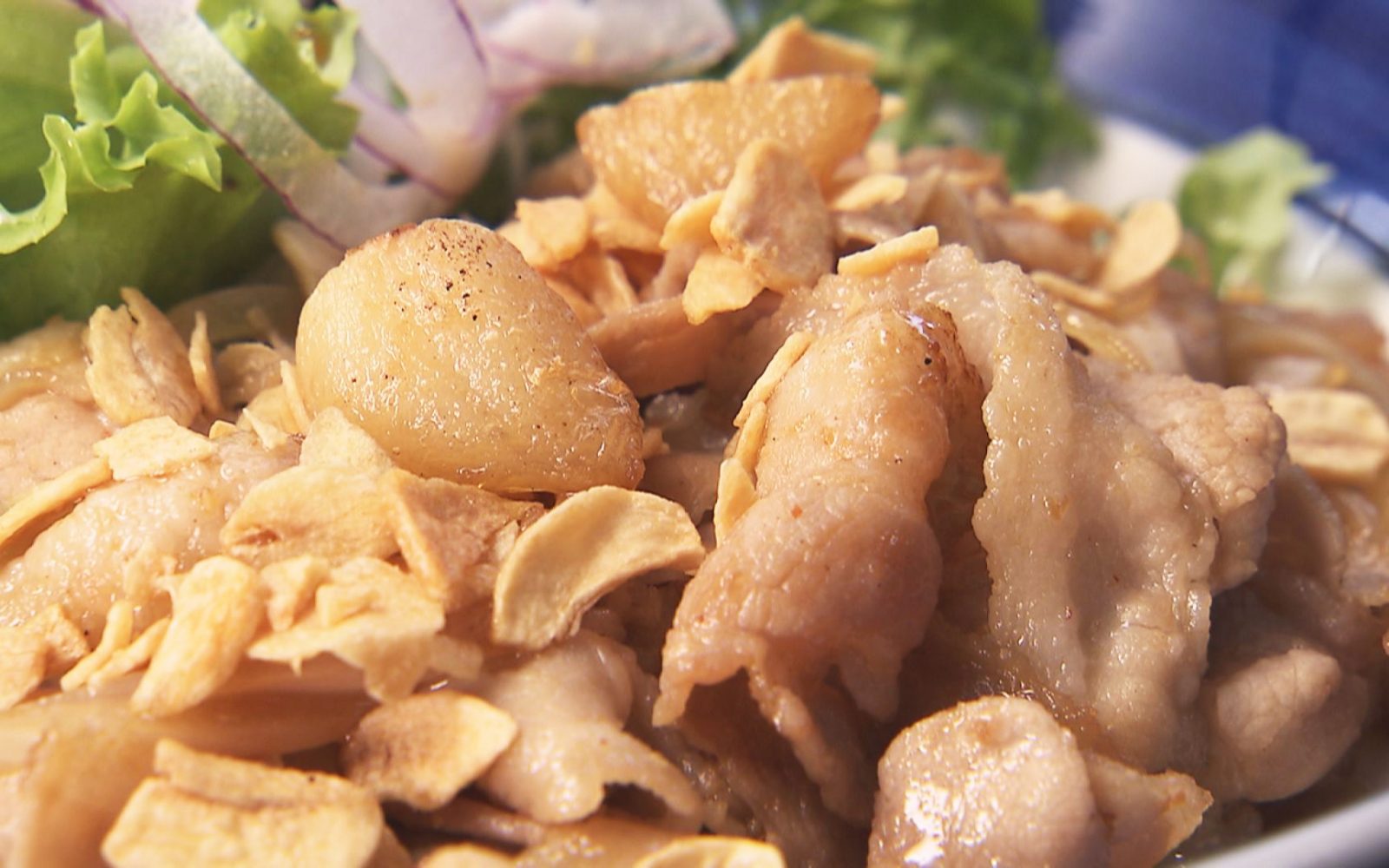 たっぷりのにんにくでスタミナ満点！「にんにく焼き定食」