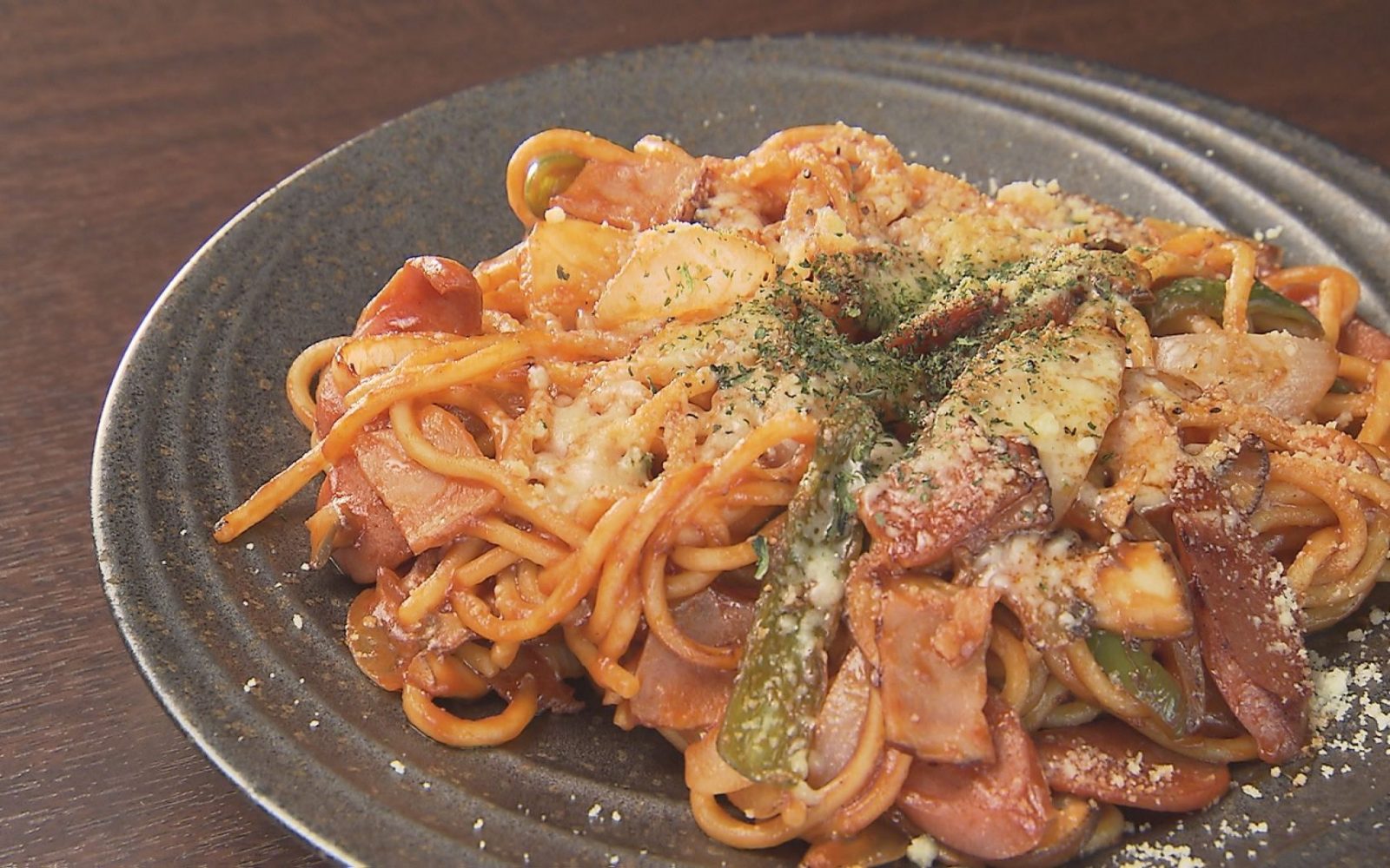 アンティークな空間でいただく喫茶店の絶品ナポリタン