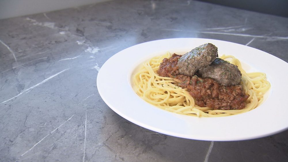 店主の魂を込めたハンバーグをパスタと「ハンバーグボロネーゼ」