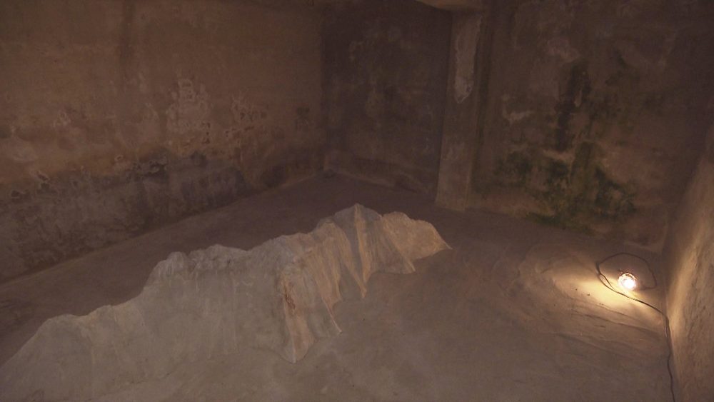 栗林隆さんの作品