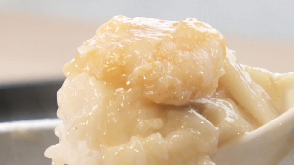 エビの食感とコクのある塩味がごはんに合う