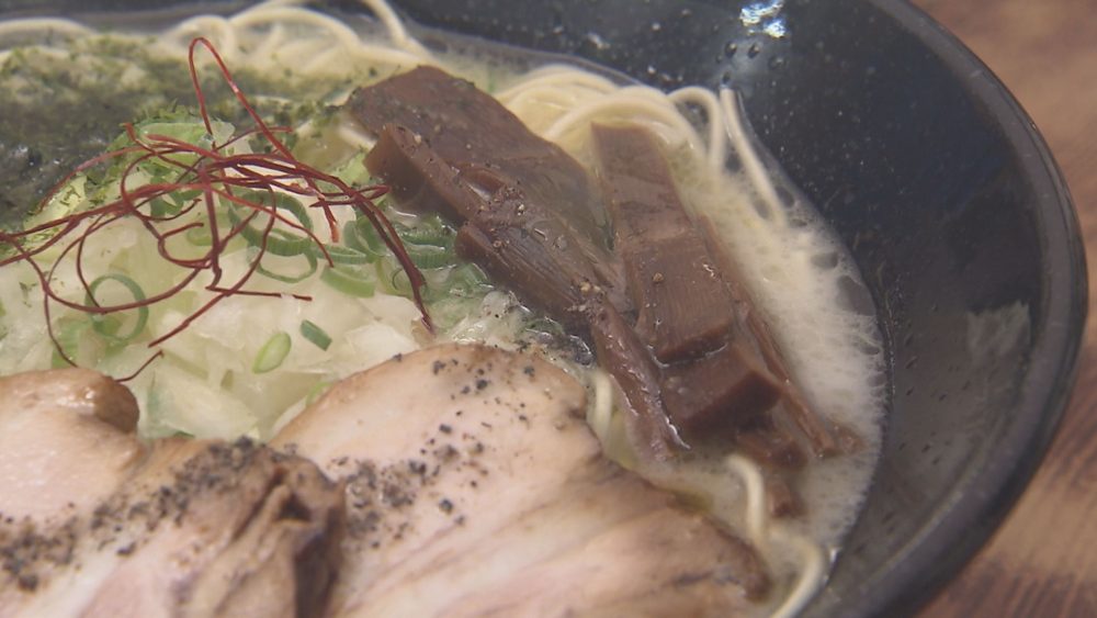 九州で修業した店主が青森流にアレンジ！豚骨愛があふれるラーメン