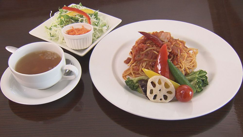 夏野菜のアラビアータ（スープ・サラダ・ドリンク付き）