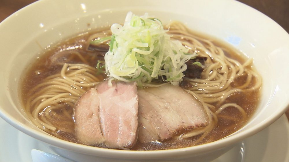 「醤油らぁ麺」