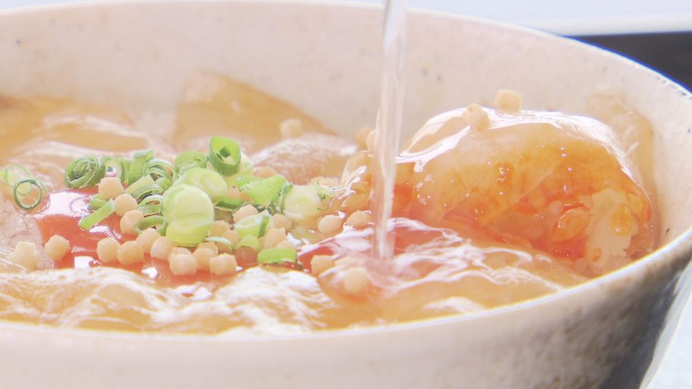 出汁をかけてお茶漬け風に