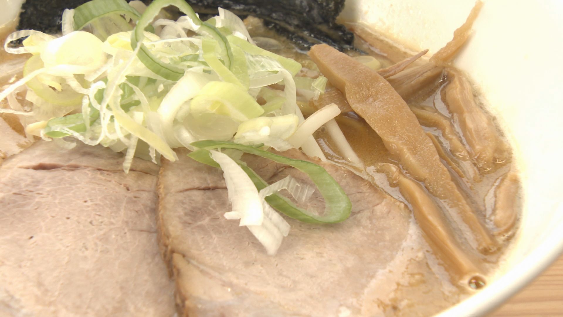 豚骨のうまみに青森の味噌をブレンド 渾身の「とんこつ味噌」ラーメン