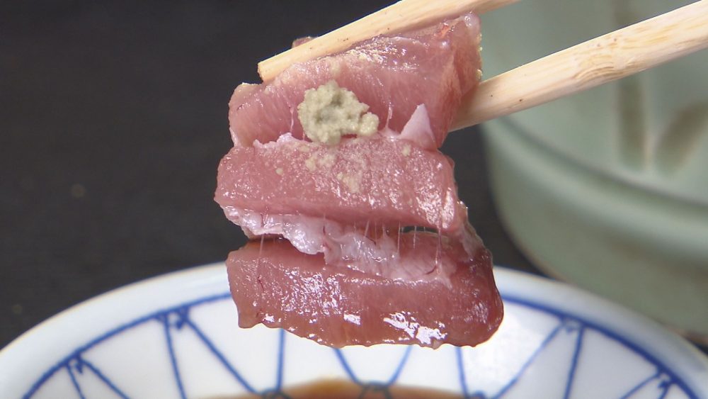 「マグロの刺身」も付いて高コスパ