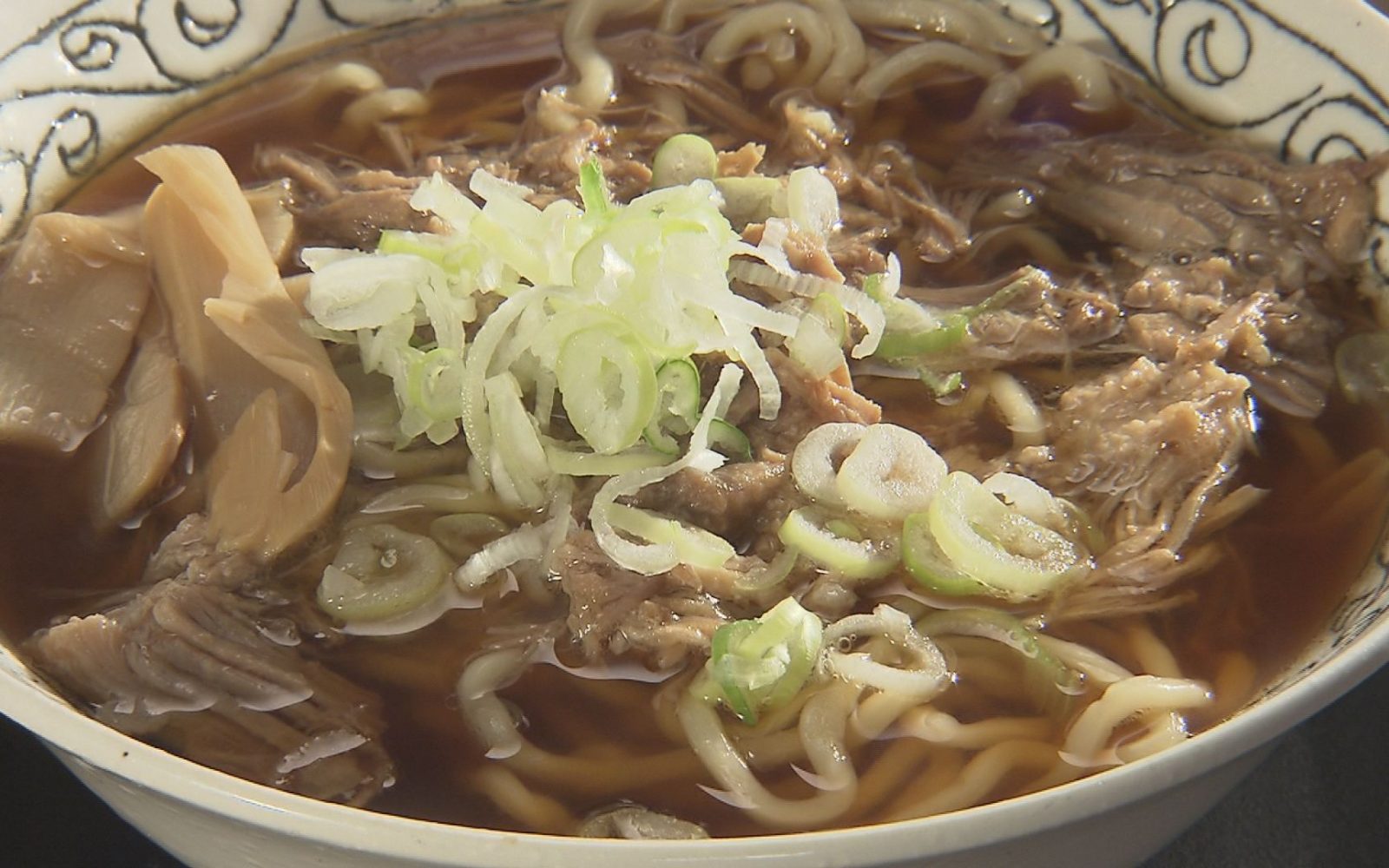 「進化系煮干しラーメン」青森を代表する煮干しラーメンにトロトロのチャーシュー