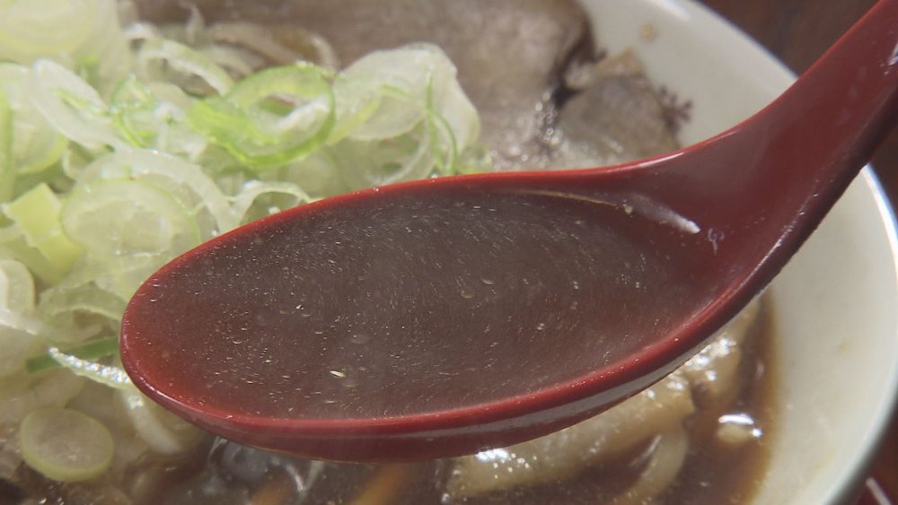 15種類の魚介だしで様々なうまみを感じる