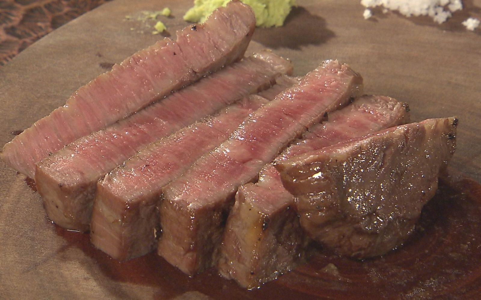 国内有数のブランド和牛は衝撃のやわらかさ　オリジナル製法で熟成させたこだわりの一皿も