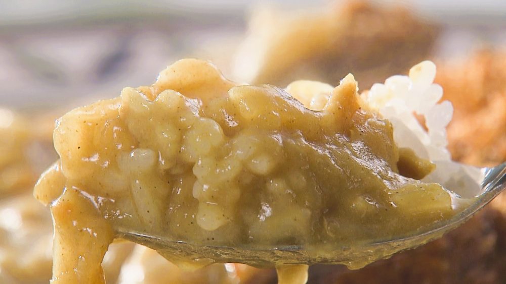 ラーメンの出汁でカレーにコクとうまみ