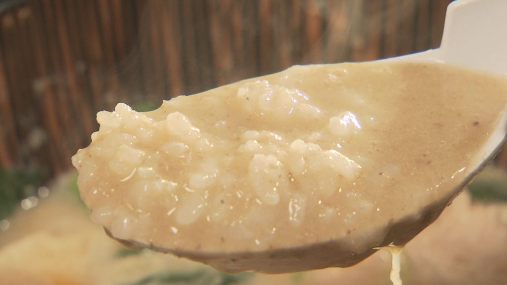 鶏白湯スープはライスにもあう