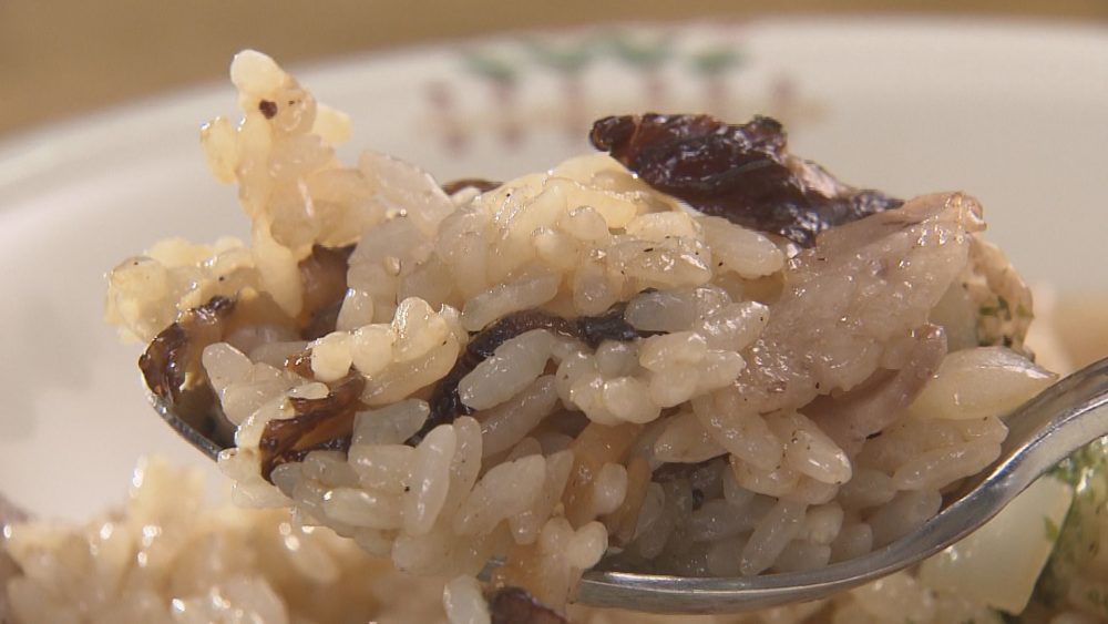 卵を使わず、手早く仕上げるのがコツ