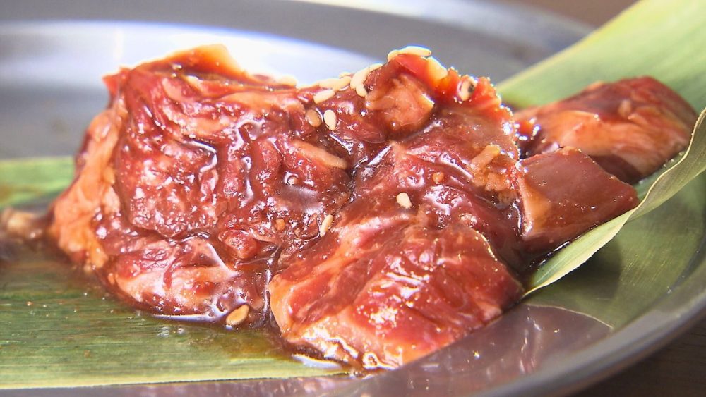 肉は繊維に直角に切り、やわらかく