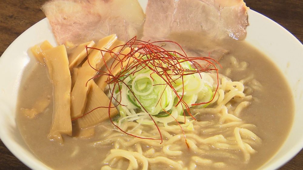 「ウマドロ煮干中華」