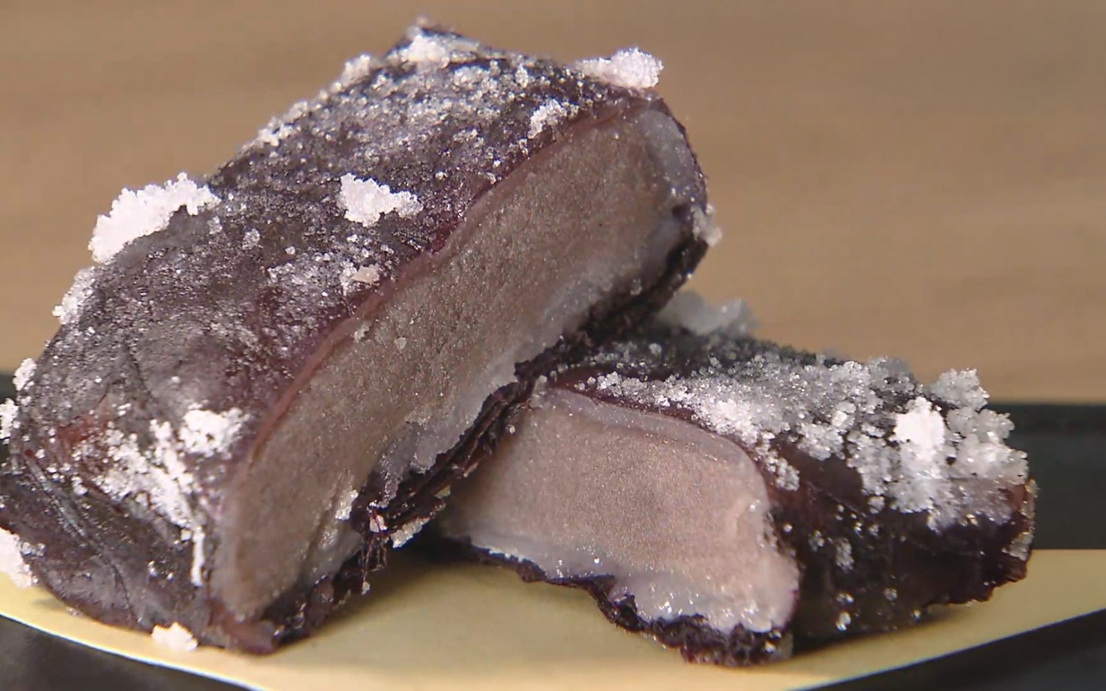 金木町の憩いの場KADOKKOで楽しむ復活の甘露梅＆お店オリジナルのクリームチーズ入り大福