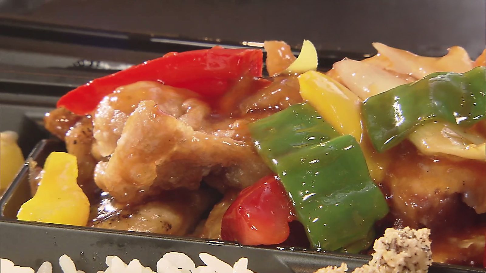 冷めてもおいしい天ぷらから豪華な弁当まで 青森市「桂木キッチン」の手作り惣菜