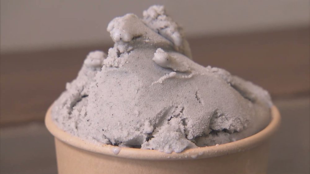 八戸市堤町の五鈴戸ジェラートへ！日替わりフレーバーのジェラートと焼いてから冷やすひんやりパイ